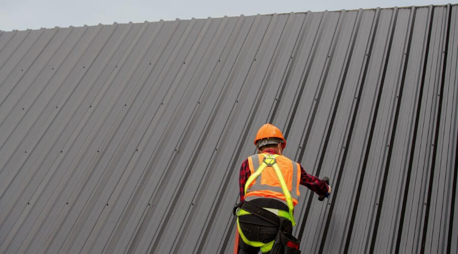 Professional metal roof installation services in Montclair, CA